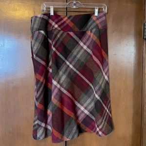 Maroon plaid skirt